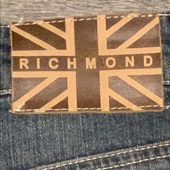 🔥Host Pick🔥John Richmond Distressed / Dyed Jeans Sz 26 NWT Made In Italy - Picture 1 of 4